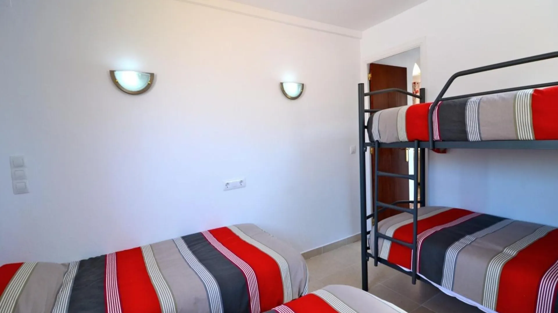 Villa In Lescala With Swimming Pool L' Escala 0*,